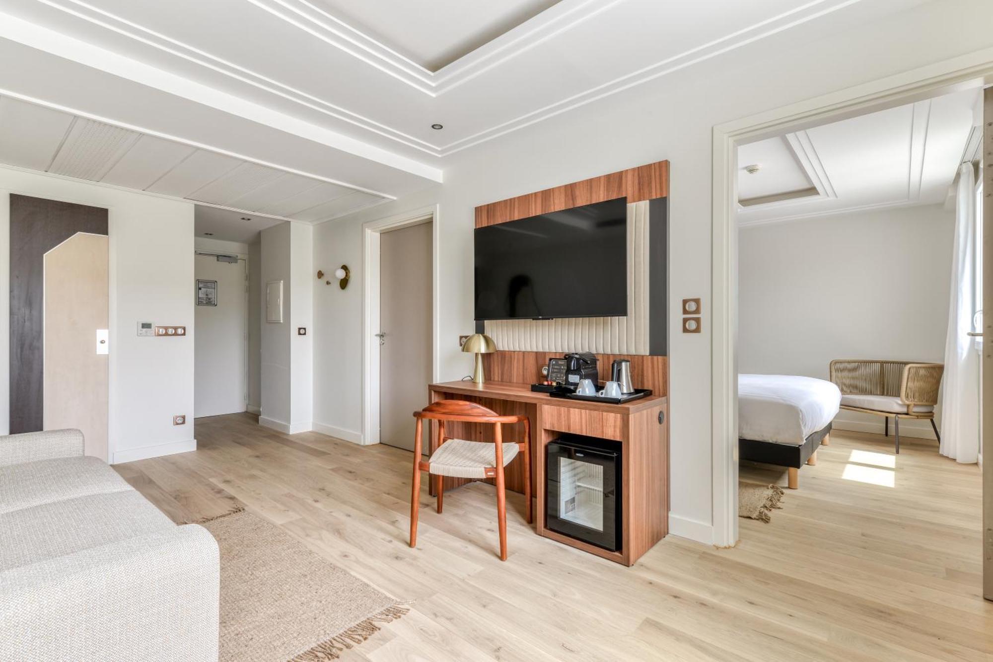 Zenitude Hotel La Valadiere, Ascend Hotel Collection Juvignac Esterno foto