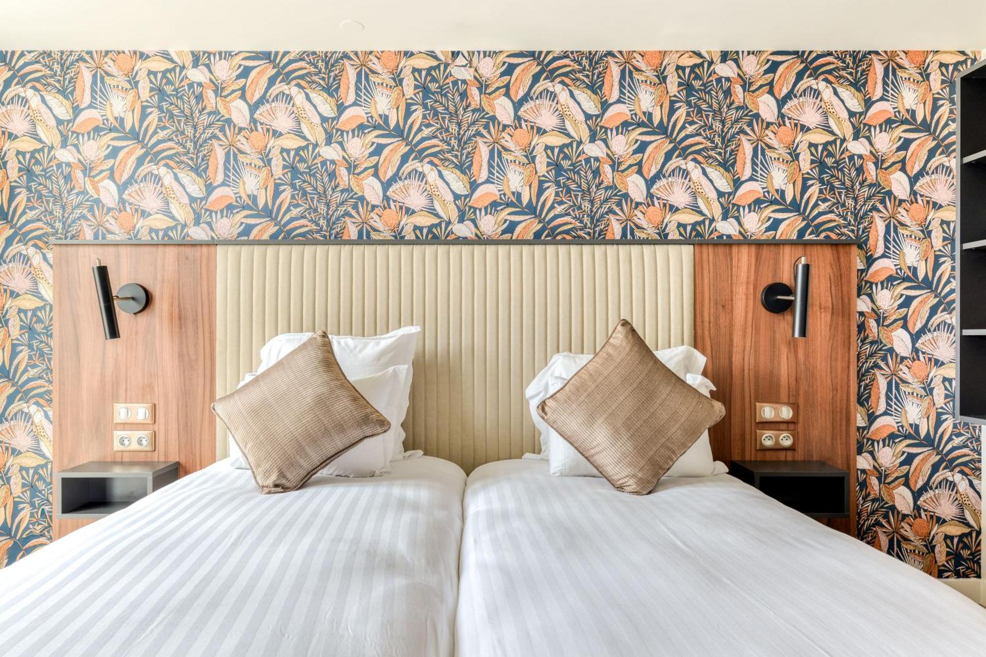 Zenitude Hotel La Valadiere, Ascend Hotel Collection Juvignac Esterno foto