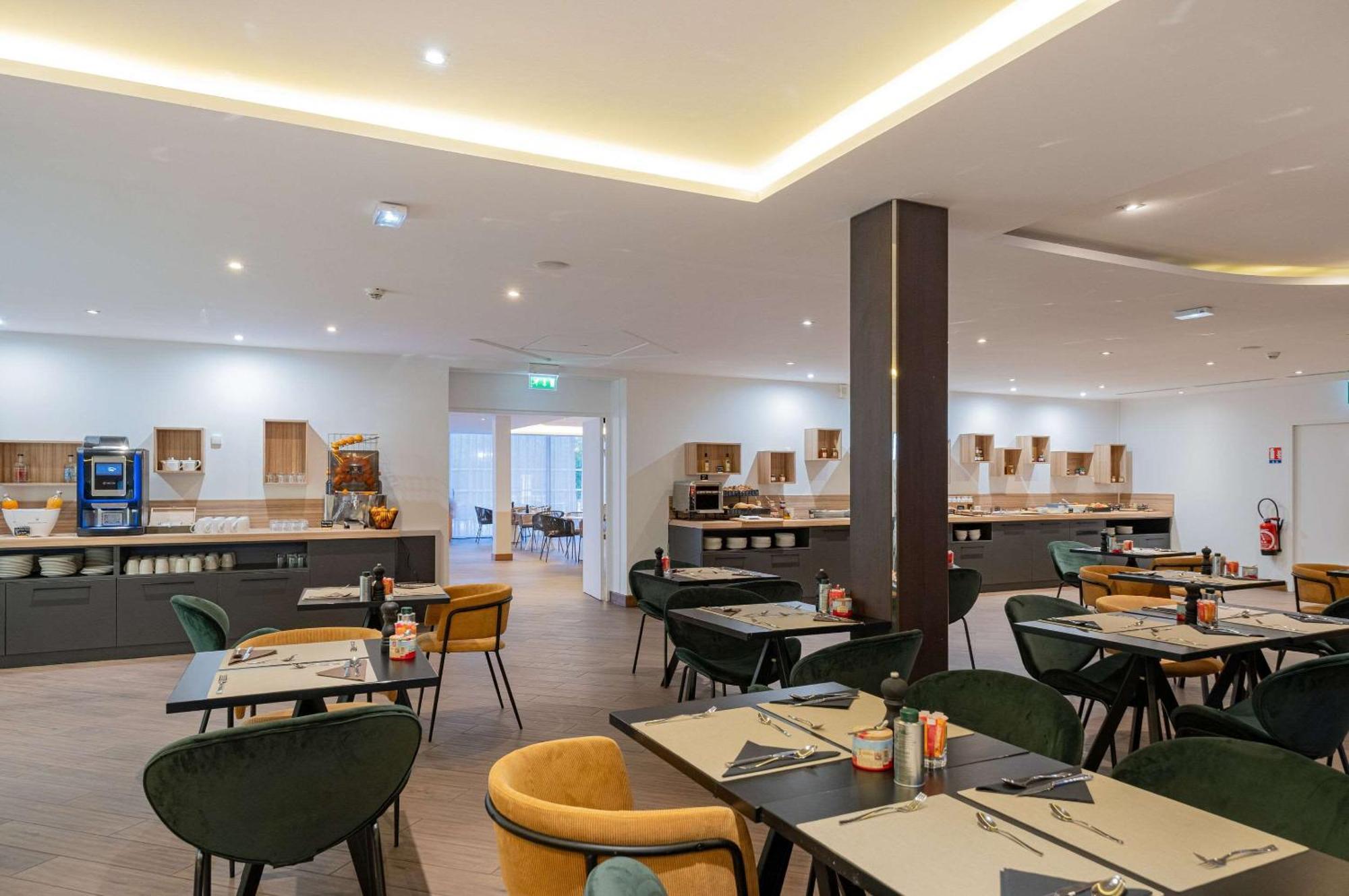 Zenitude Hotel La Valadiere, Ascend Hotel Collection Juvignac Esterno foto