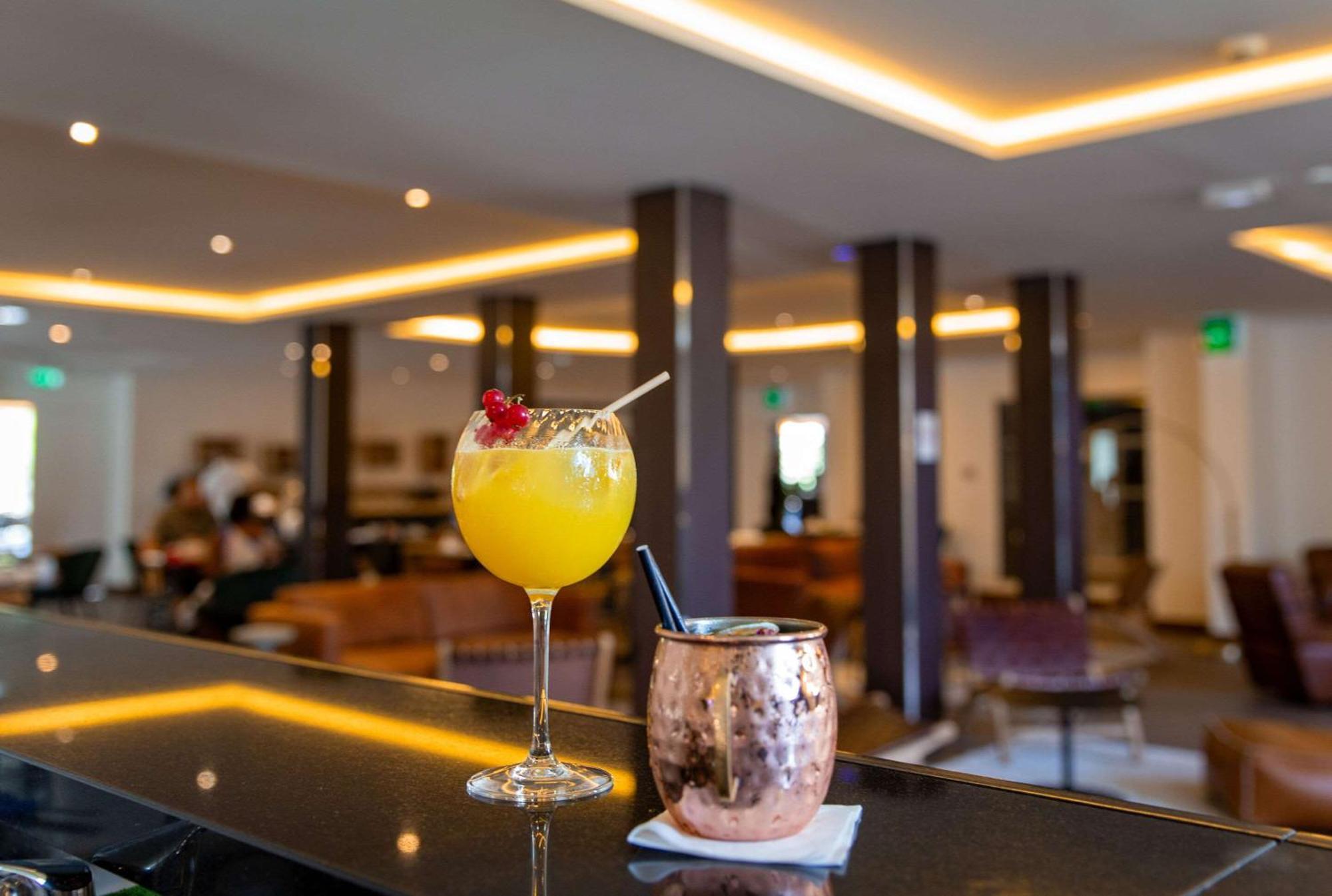 Zenitude Hotel La Valadiere, Ascend Hotel Collection Juvignac Esterno foto