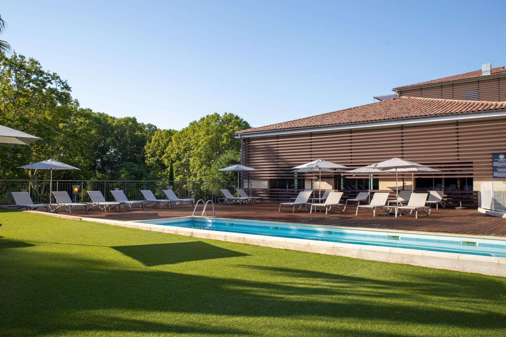 Zenitude Hotel La Valadiere, Ascend Hotel Collection Juvignac Esterno foto